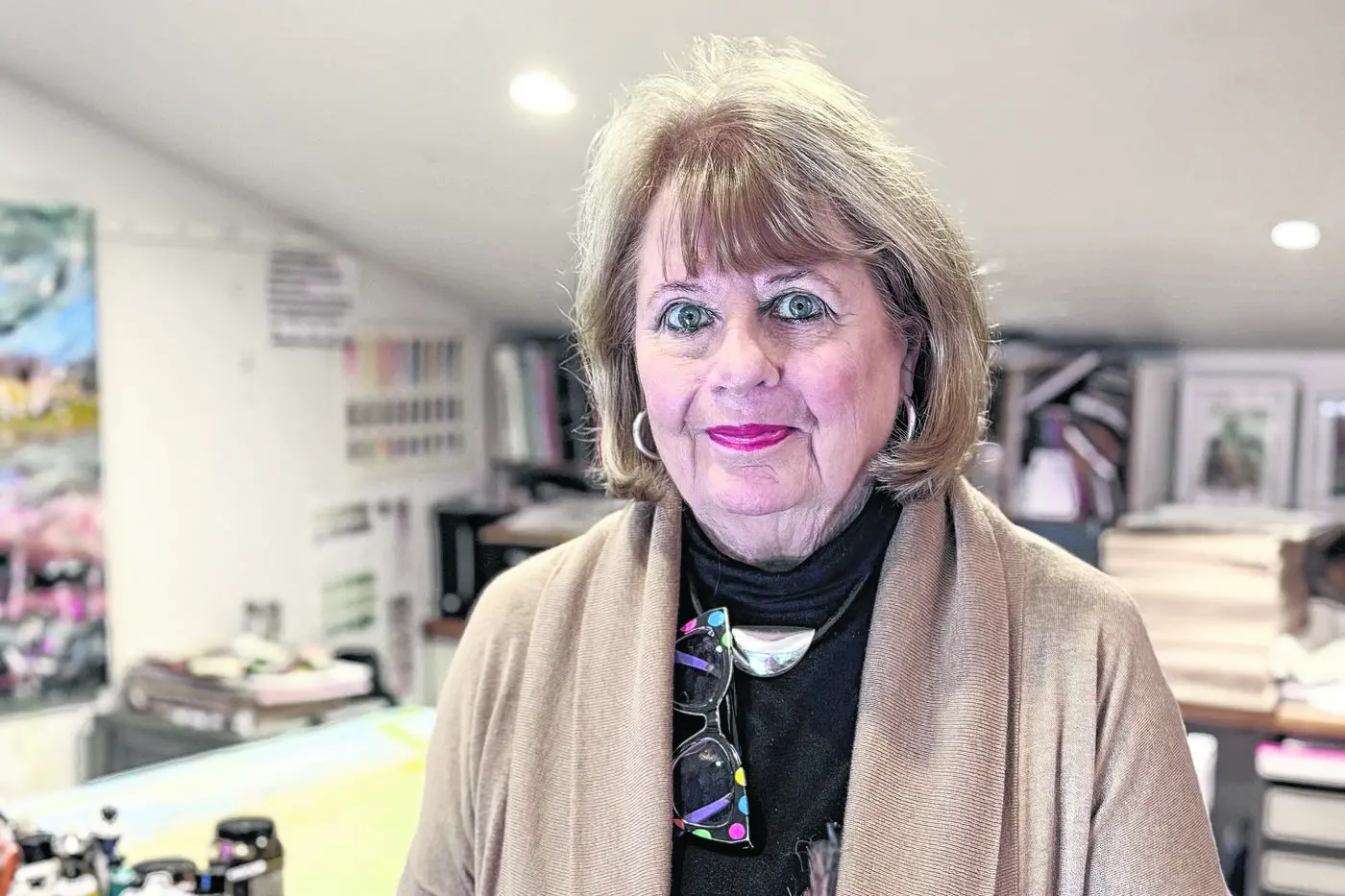 Rhonda Campbell: Landscape painter, printmaker, former gardener, and active charity volunteer.