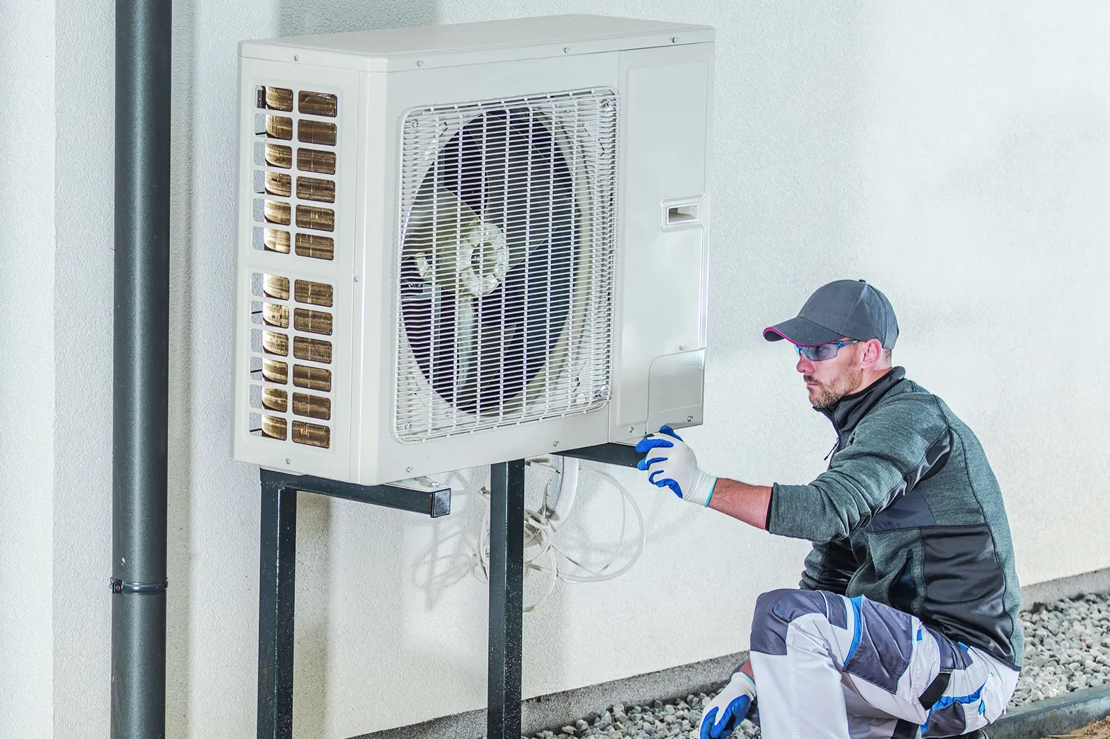 Five benefits of professional air-conditioning and heat pump maintenance