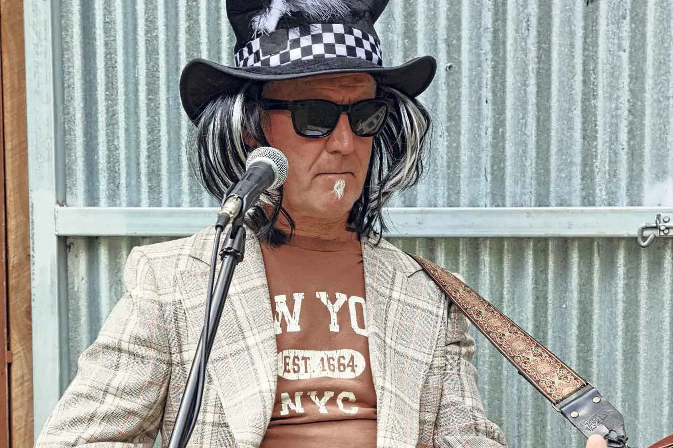 <p>Justin Porter.</p>\\n