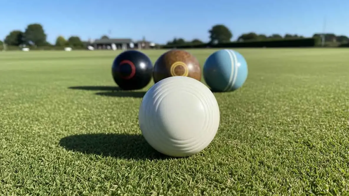 Social bowling event draws enthusiastic crowd of 43 players