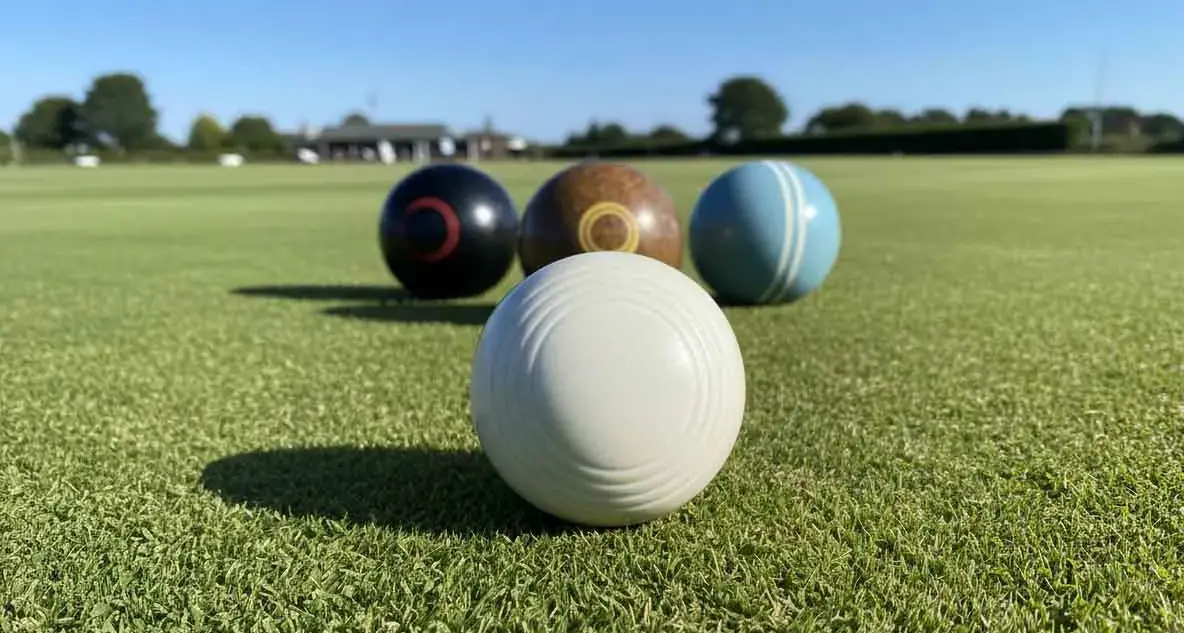 Social bowling event draws enthusiastic crowd of 43 players