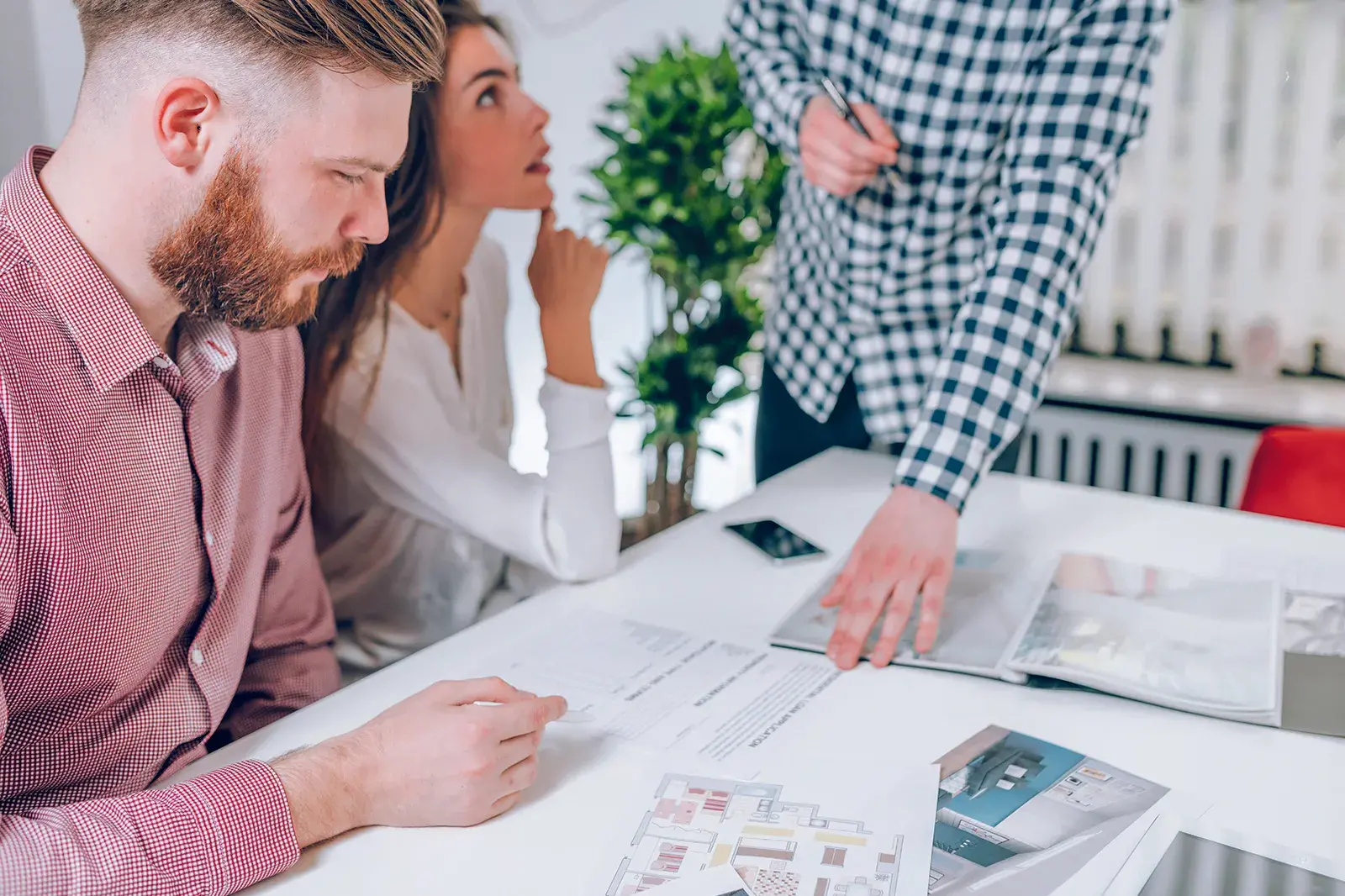 <p>For personalised advice about buying a new construction, consult a real estate agent who\\u2019s familiar with your area.</p>\\n