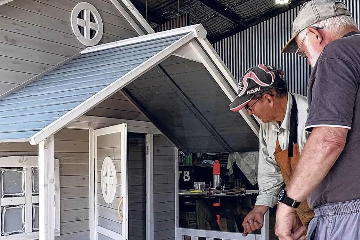 <p>A tiny house was being auctioned in Mudgee alongside \\'normal\\' homes to benefit research into a deadly form of childhood brain cancer. Photo: Supplied</p>\\n