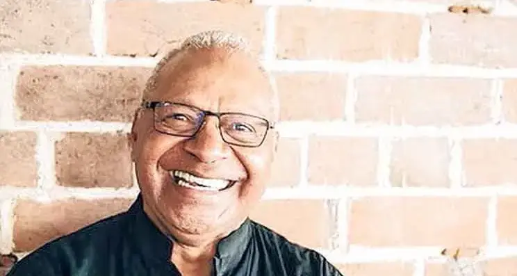 Gerald cooking-up bush tucker delights to promote FoodCare