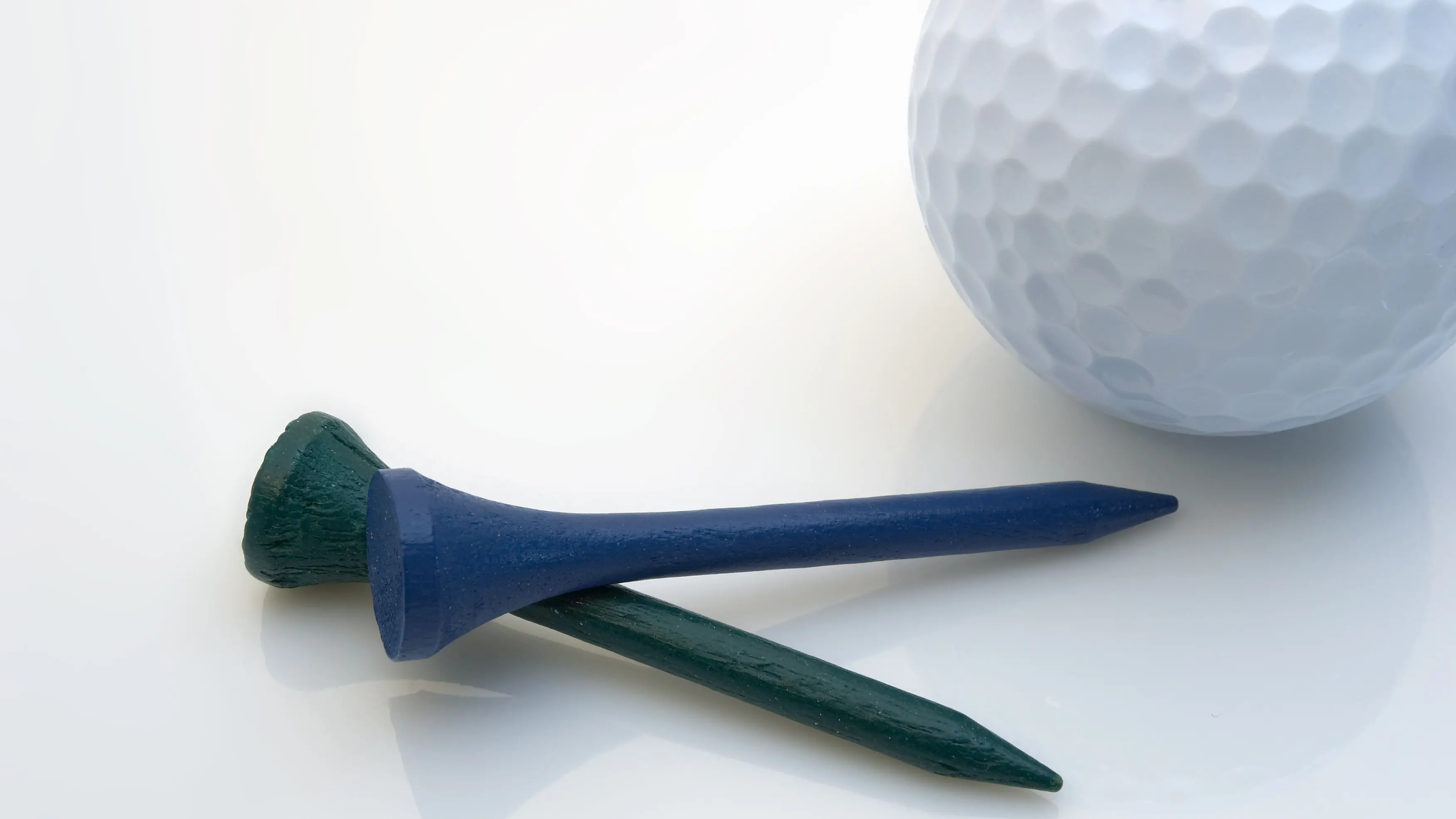 Laurell Gassman shines in Wentworth Women's Golf Medal