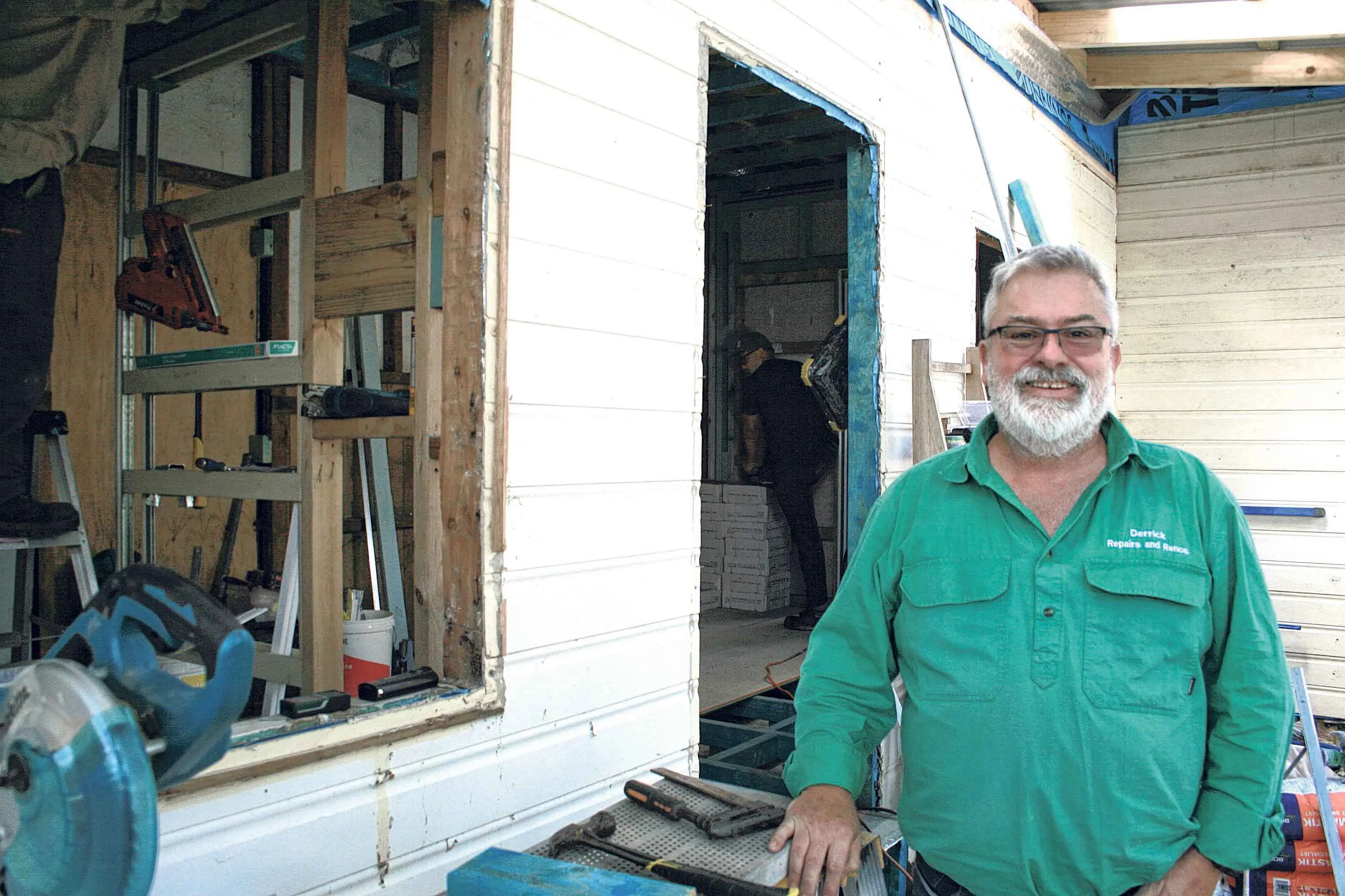 <p>Derrick Ashpole at Repairs and Renovations. Photo: Orange City Life. </p>\\n