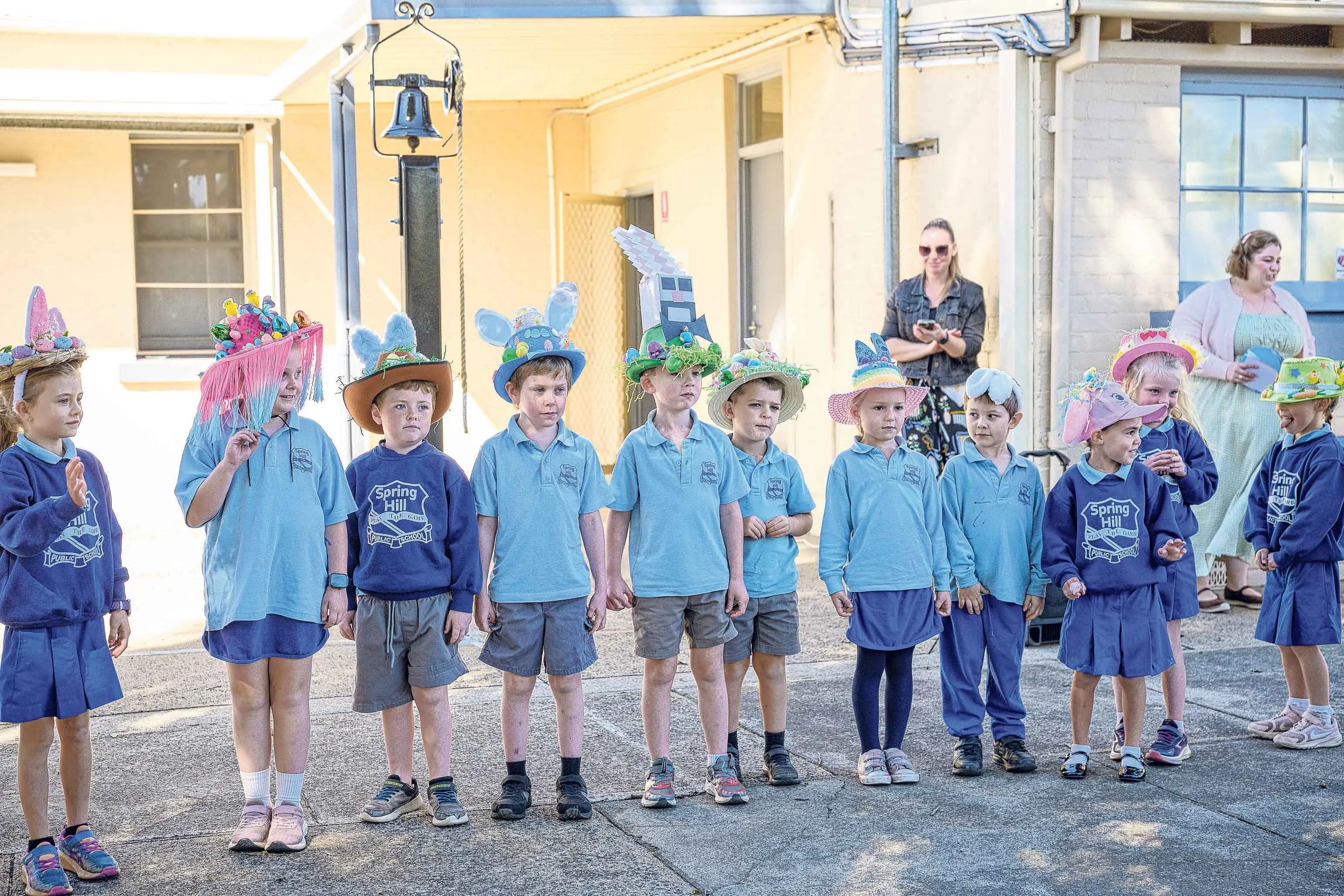 <p>Spring Hill School\\'s Easter Hat Parade. Photo: Orange City Life. </p>\\n