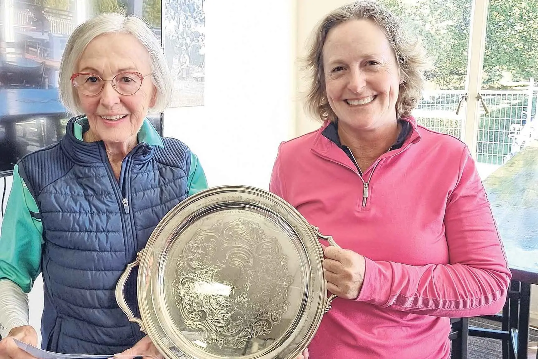 <p>Pam Wright with winner Sally Kay.</p>\\n