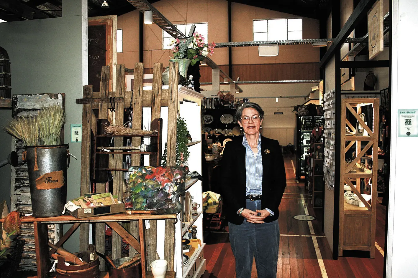 Lessons learnt at auctioneer’s feet: “Dirty” Jane adapts and grows her business future