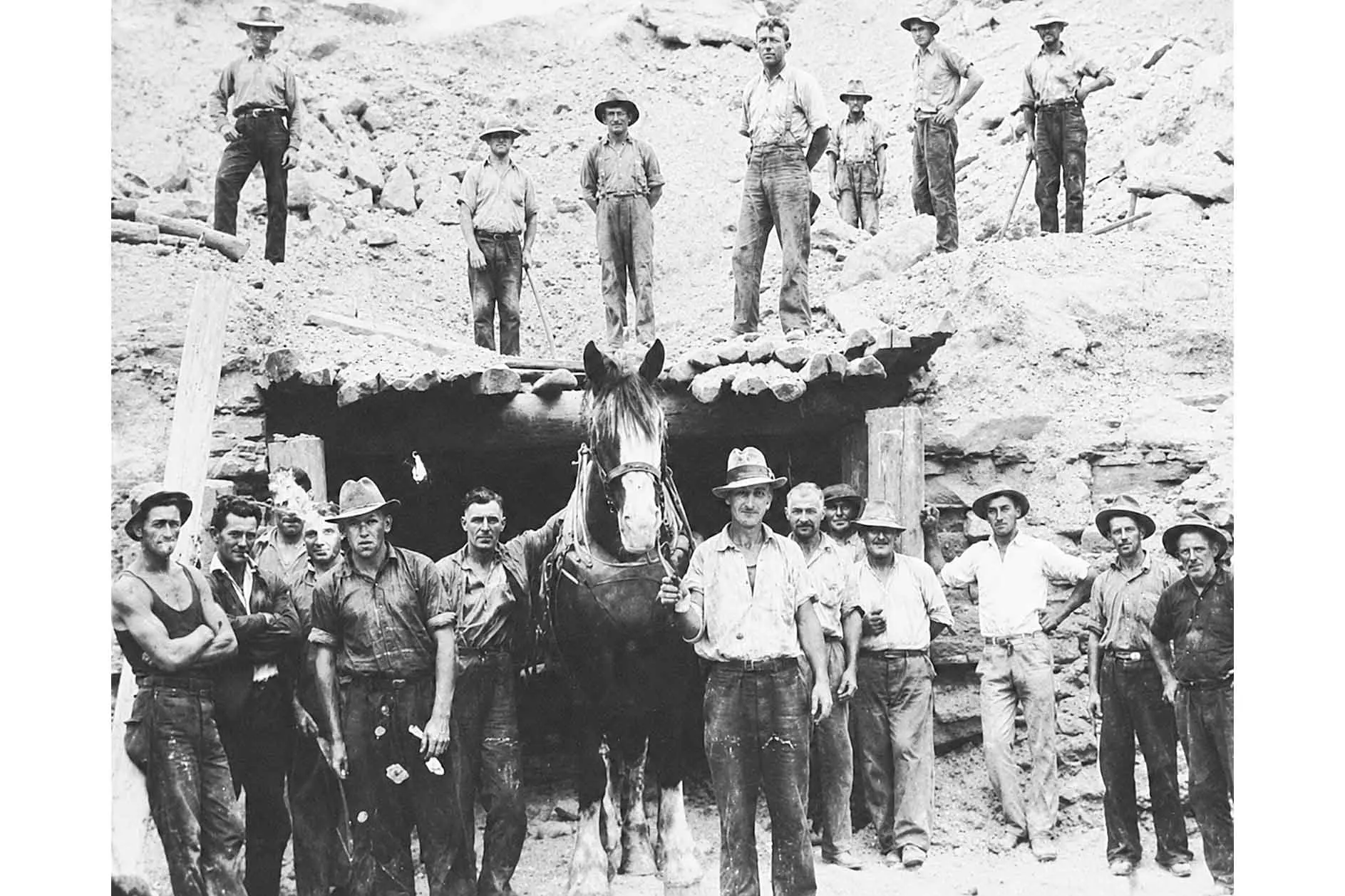 <p>The Sandy Hollow-Maryvale Railway project involved back-breaking work by unemployed labourers during the Great Depression. Photo: State Library of NSW.</p>\\n