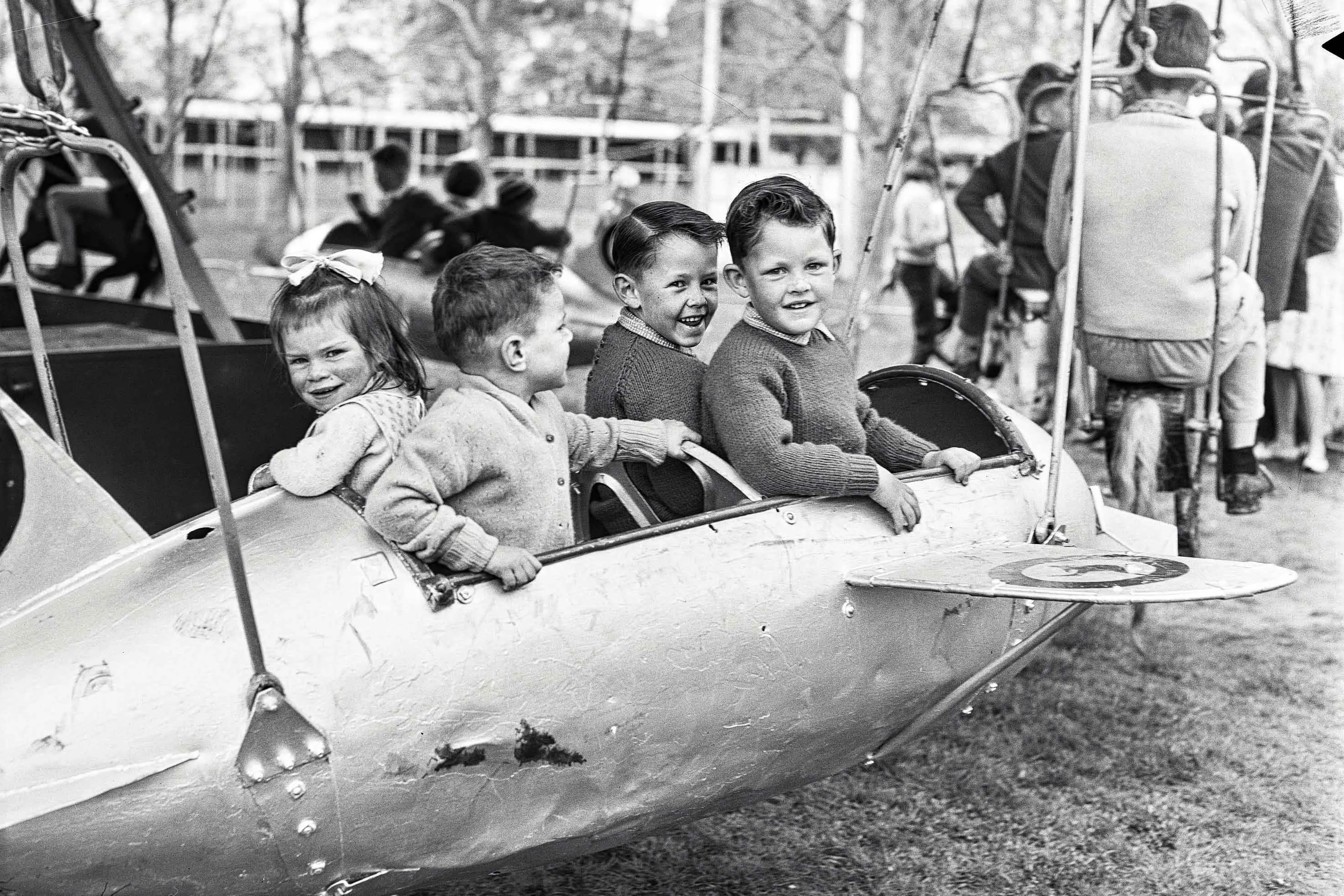 Time Warp: Family fun at railway picnic