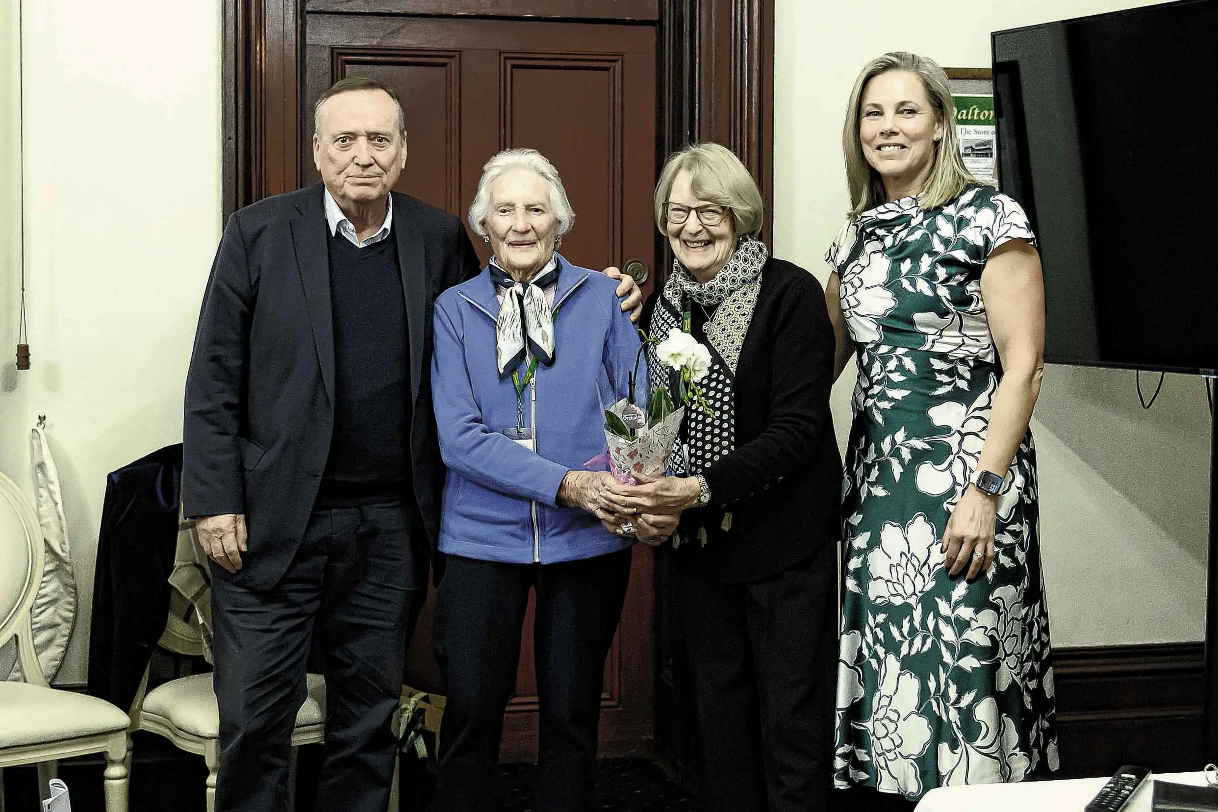 <p>Can Assist patron John Colvin, Kim Pattinson, Orange Branch President Helen Goodacre and CEO Nici Andronicus at Duntryleague.</p>\\n