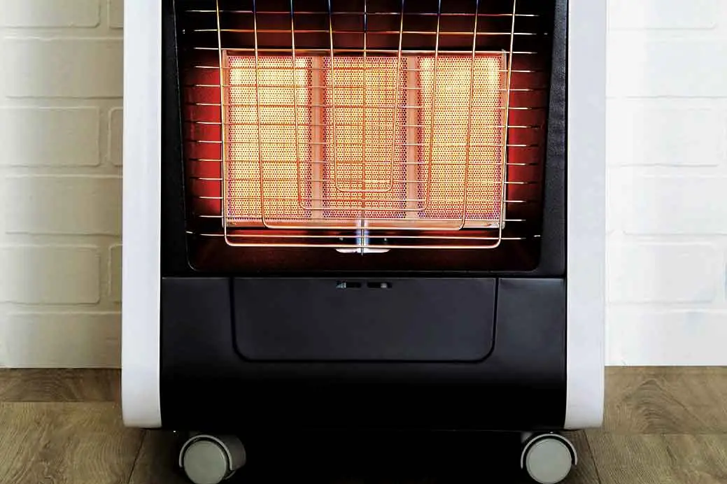 <p>Portable gas heaters can provide effective warmth, but Australians should check local regulations, ensure appliances are approved for indoor use and follow strict ventilation and servicing requirements.</p>\\n