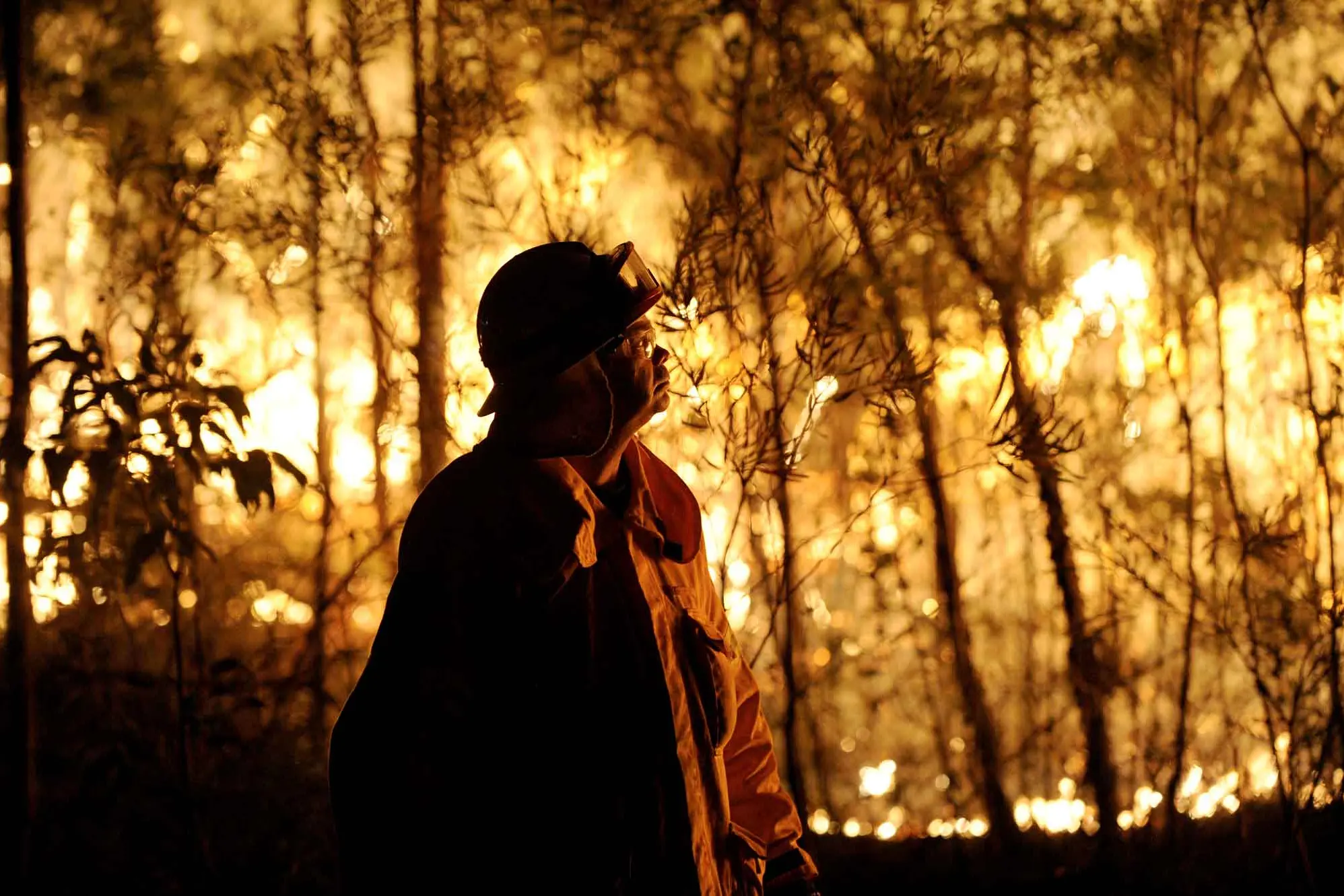 <p>All frontline workers are exposed to trauma but those in rural areas grapple with added pressures. Photo: AAP/Dan Himbrechts/file</p>\\n