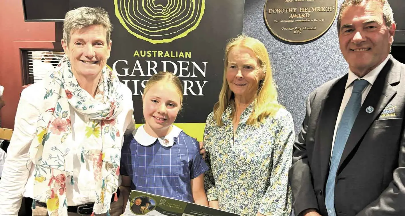 Georgie bags Garden Society’s short story comp about her “grandfriend”